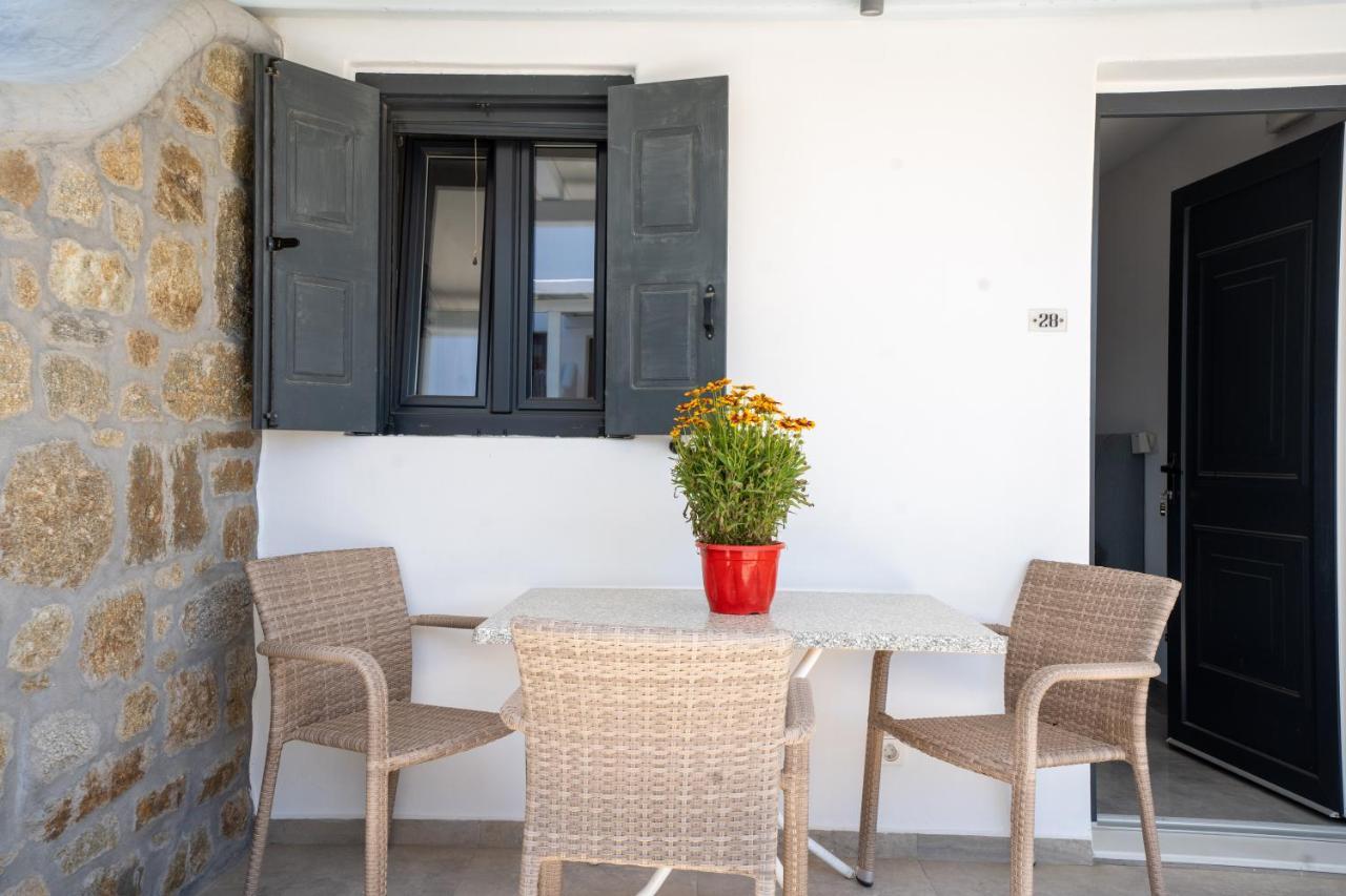 Liana Studios Mykonos Town Bagian luar foto