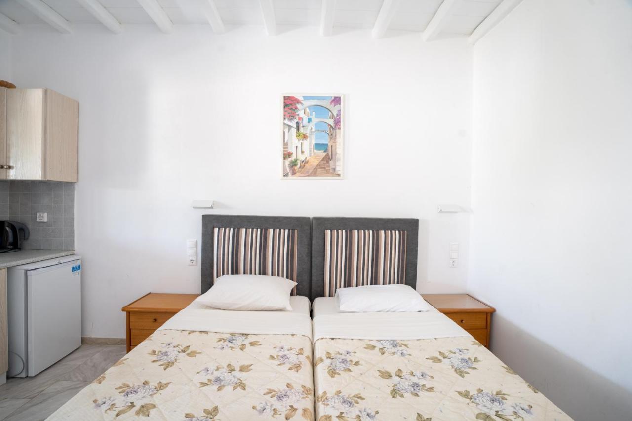Liana Studios Mykonos Town Bagian luar foto