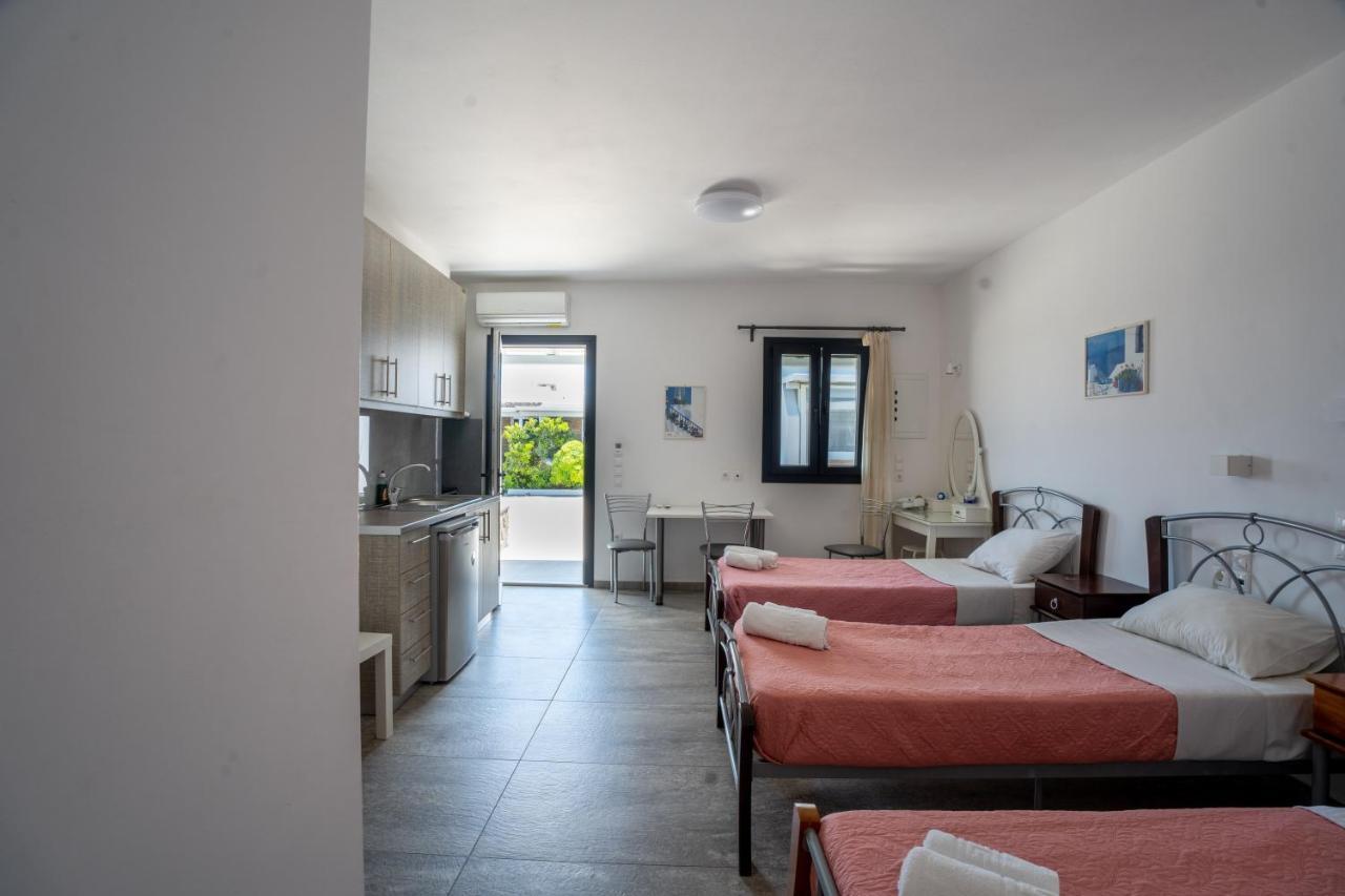 Liana Studios Mykonos Town Bagian luar foto