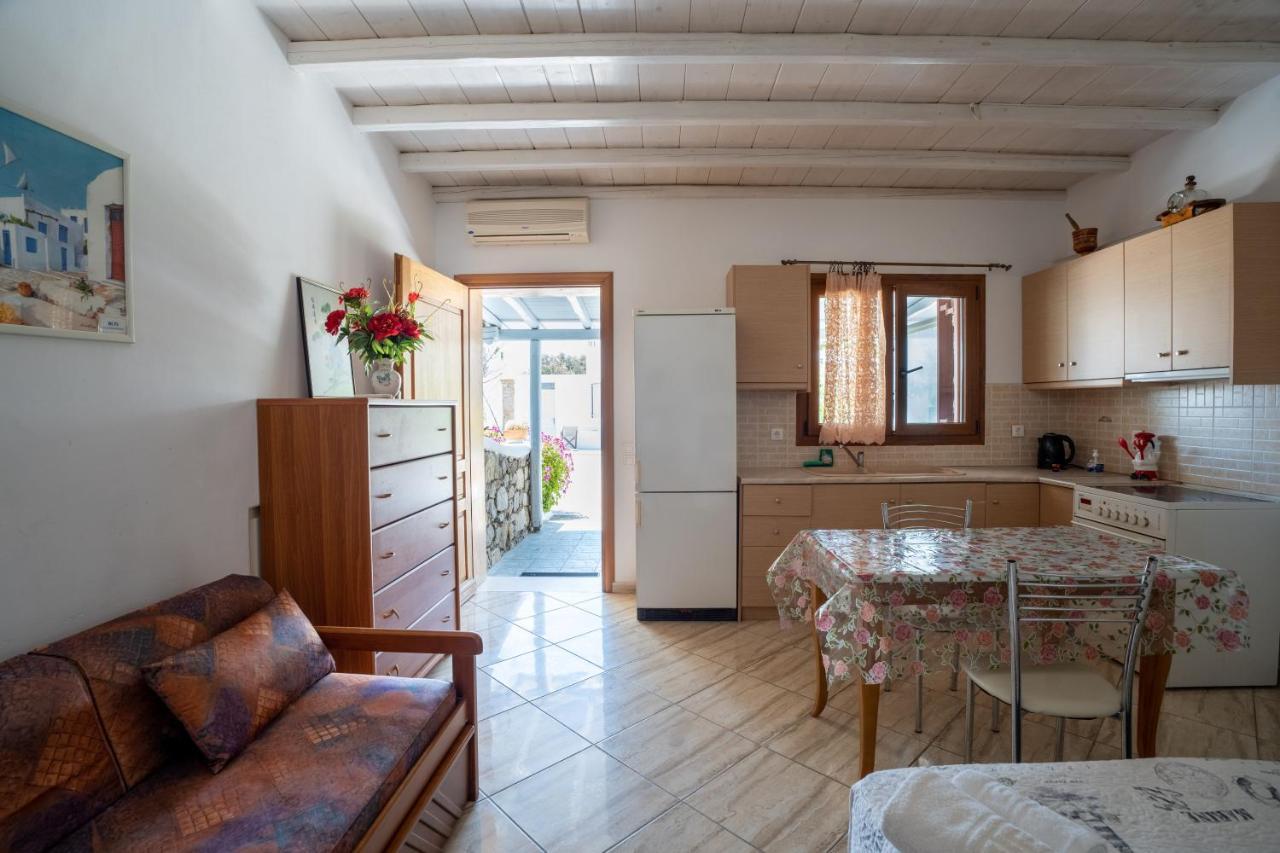 Liana Studios Mykonos Town Bagian luar foto