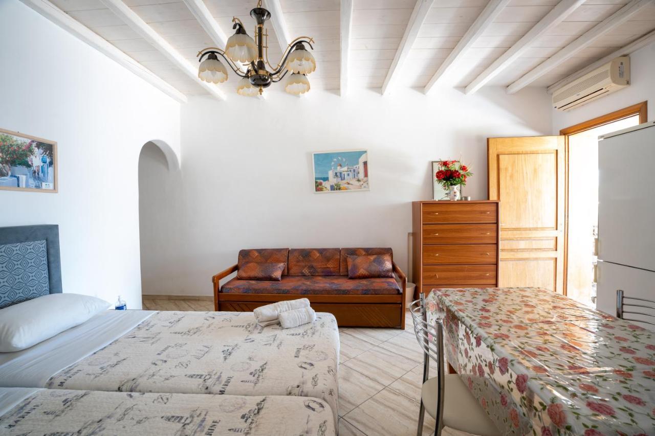 Liana Studios Mykonos Town Bagian luar foto