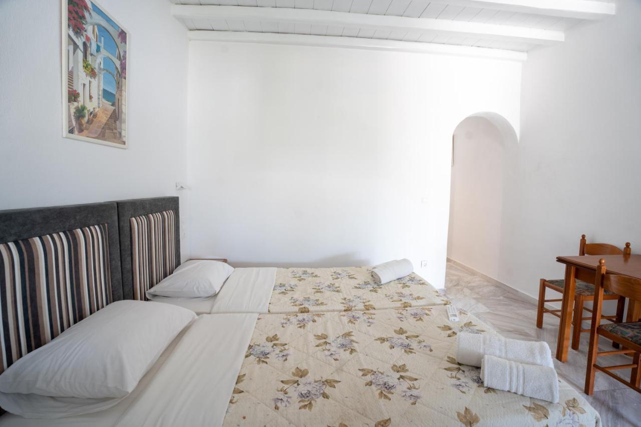 Liana Studios Mykonos Town Bagian luar foto