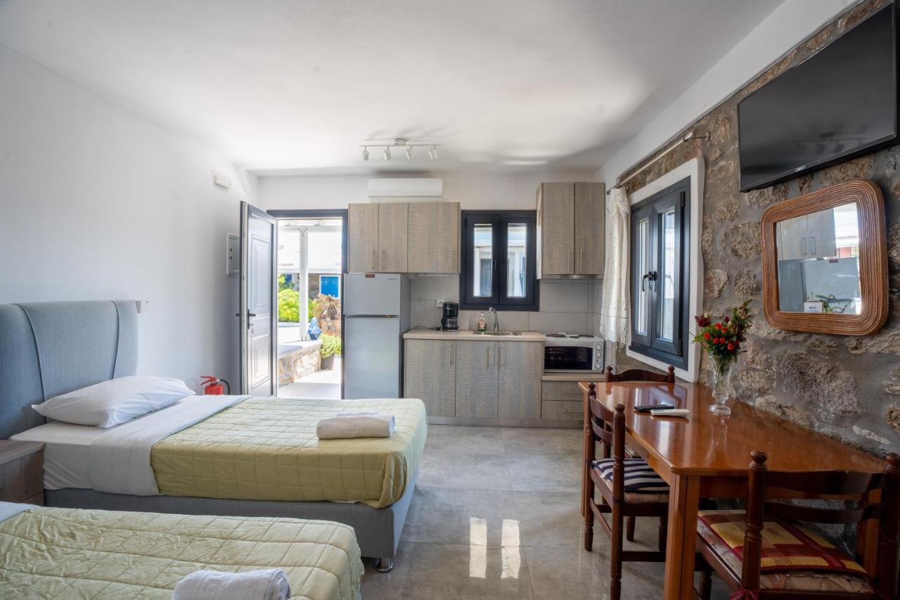Liana Studios Mykonos Town Bagian luar foto