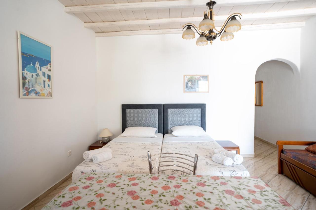 Liana Studios Mykonos Town Bagian luar foto